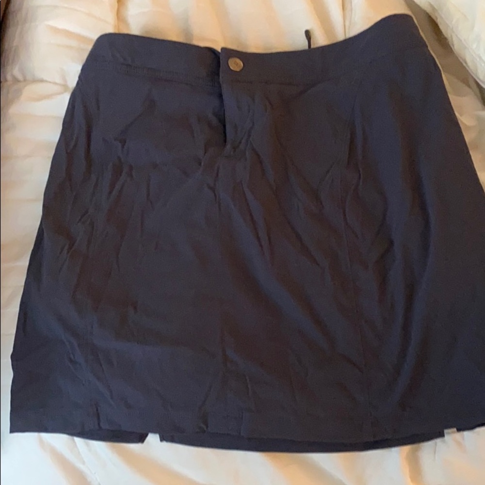 Columbia Hiking Skort - Navy size 6